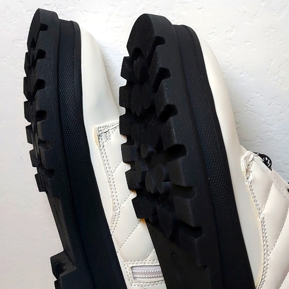 Girls Quilted Combat Boot - Picture 14 of 14